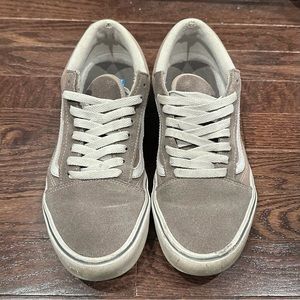 Vans Old Skool Shoe Gray Suede Sneaker Size Men’s 9.5 Women’s 11, Used
